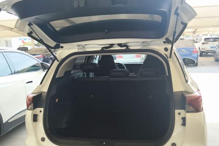 Used GAC Trumpchi GS4 2020 270T Automatic Elite Tech Edition Trunk