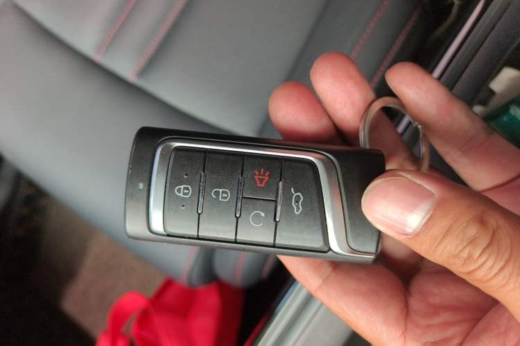 Used GAC Trumpchi GS4 2020 270T Automatic Smart Connectivity Edition Vehicle Key