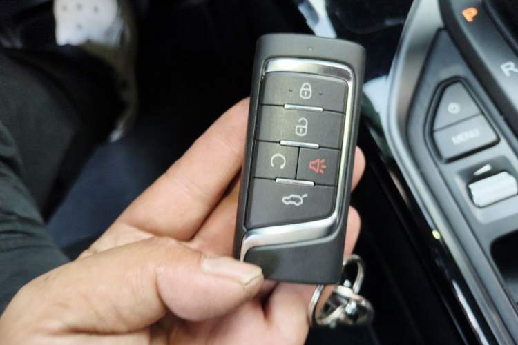 Used GAC Trumpchi GS4 2020 270T Automatic Elite Tech Edition Vehicle Key