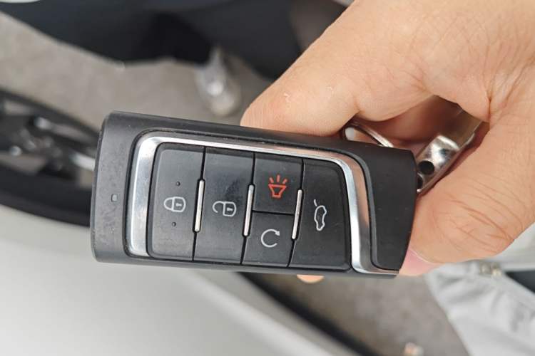 Used GAC Trumpchi GS4 2020 270T Automatic Elite Tech Edition Vehicle Key