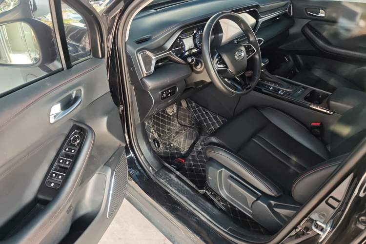 Used GAC Trumpchi GS4 2021 270T Automatic Elite Tech Edition Driver Seat