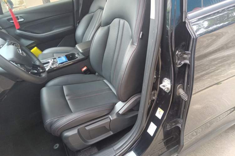 Used GAC Trumpchi GS4 2021 270T Automatic Elite Tech Edition Left Front Seat