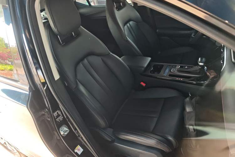 Used GAC Trumpchi GS4 2021 270T Automatic Elite Tech Edition Right Front Seat