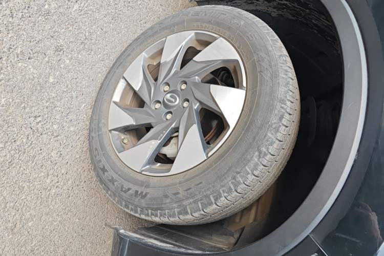 Used GAC Trumpchi GS4 2021 270T Manual Comfort Edition Right Front Wheel Hub