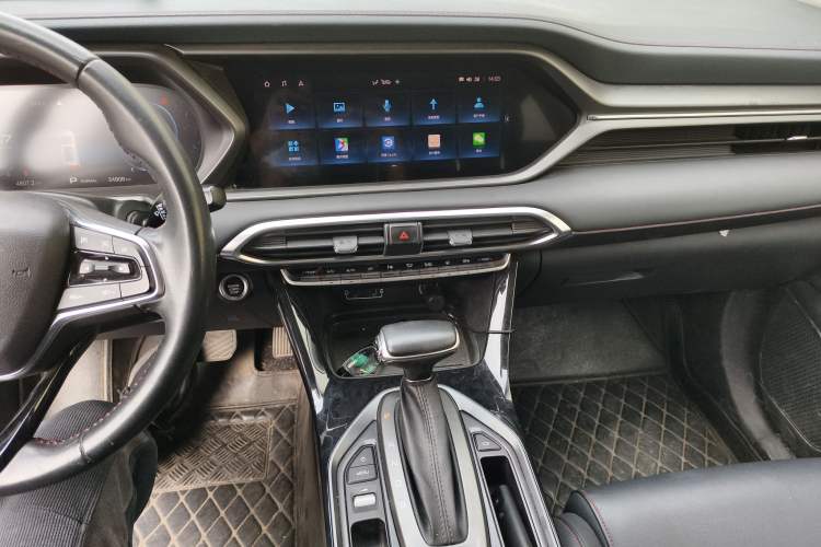 Used GAC Trumpchi GS4 2021 270T Automatic Smart Connectivity Technology Edition Audio And AC Panel