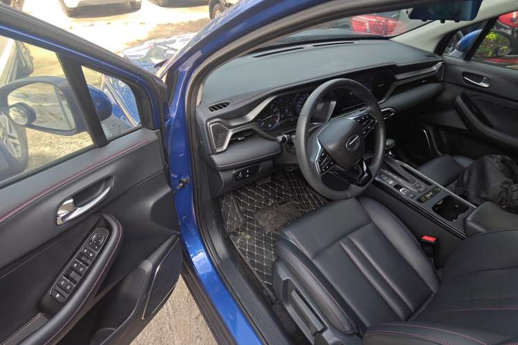 Used GAC Trumpchi GS4 2021 270T Automatic Elite Tech Edition Driver Seat