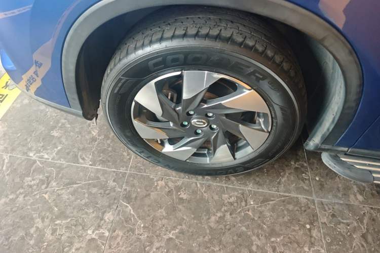 Used GAC Trumpchi GS4 2021 270T Automatic Luxury Smart Connectivity Version Left Front Wheel Hub
