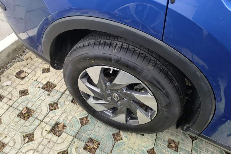 Used GAC Trumpchi GS4 2021 270T Automatic Elite Tech Edition Right Rear Wheel Hub