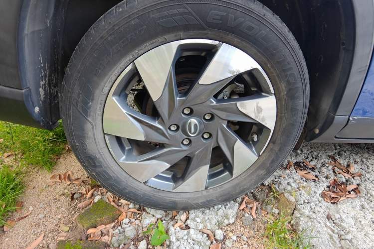 Used GAC Trumpchi GS4 2021 270T Automatic Elite Tech Edition Right Rear Wheel Hub