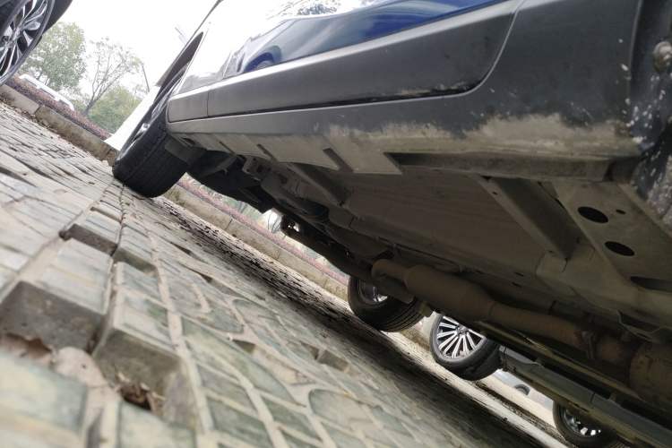 Used GAC Trumpchi GS4 2021 270T Automatic Elite Tech Edition Right Side Sill