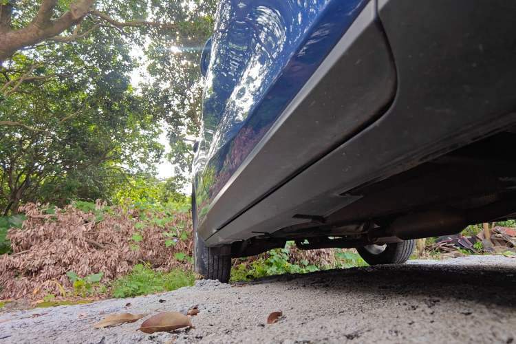 Used GAC Trumpchi GS4 2021 270T Automatic Elite Tech Edition Right Side Sill