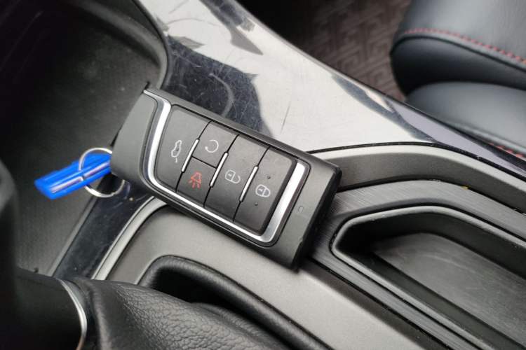 Used GAC Trumpchi GS4 2021 270T Automatic Elite Tech Edition Vehicle Key