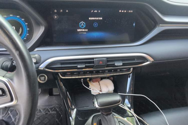 Used GAC Trumpchi GS4 2021 270T Automatic Smart Connectivity Technology Edition Audio And AC Panel