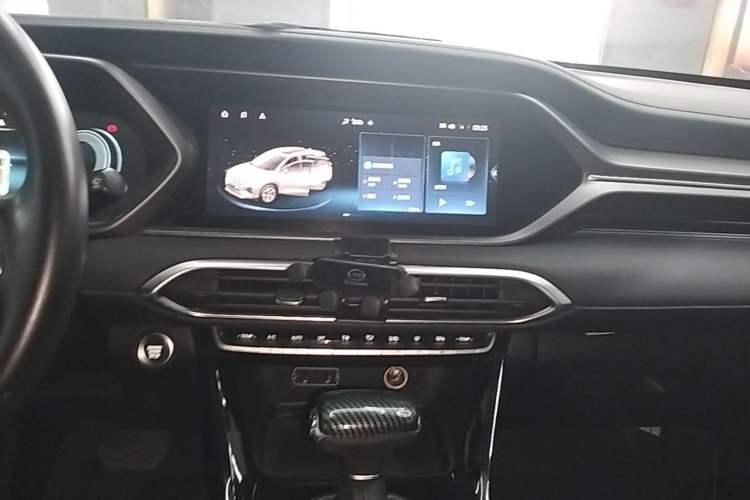 Used GAC Trumpchi GS4 2021 270T Automatic Smart Connectivity Technology Edition Audio And AC Panel