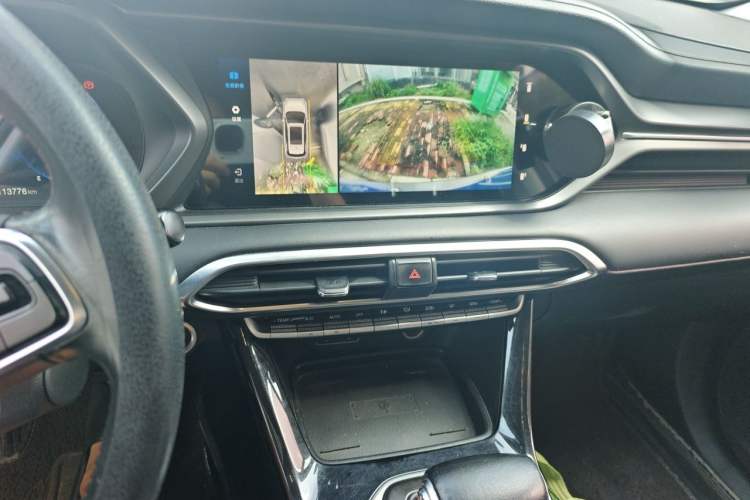 Used GAC Trumpchi GS4 2021 270T Automatic Smart Connectivity Technology Edition Audio And AC Panel