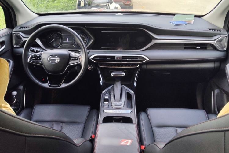 Used GAC Trumpchi GS4 2021 270T Automatic Elite Tech Edition Center Console