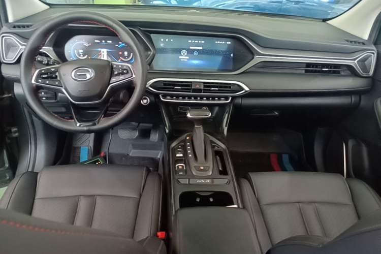 Used GAC Trumpchi GS4 2021 270T Automatic Smart Connectivity Technology Edition Center Console
