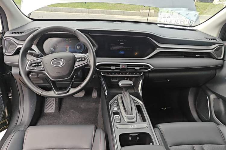 Used GAC Trumpchi GS4 2021 270T Automatic Smart Connectivity Technology Edition Center Console