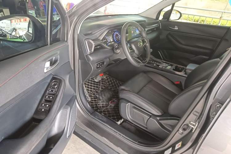 Used GAC Trumpchi GS4 2021 270T Automatic Elite Tech Edition Driver Seat