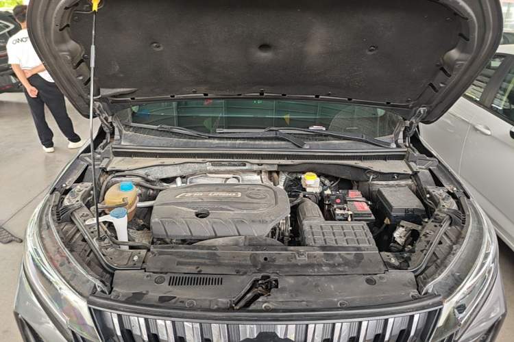 Used GAC Trumpchi GS4 2021 270T Automatic Tech Luxury Edition Engine Bay