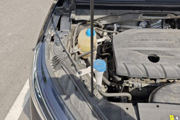Used GAC Trumpchi GS4 2021 270T Automatic Smart Connectivity Technology Edition Engine Bay Right