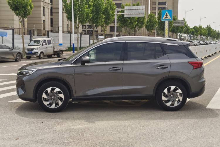 Used GAC Trumpchi GS4 2021 270T Automatic Elite Tech Edition Exterior 2