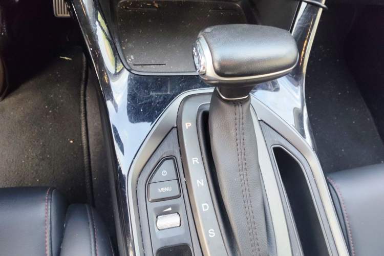 Used GAC Trumpchi GS4 2021 270T Automatic Elite Tech Edition Gear Lever