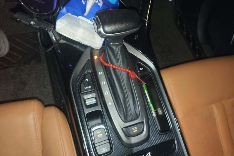 Used GAC Trumpchi GS4 2021 270T Automatic Luxury Edition Gear Lever