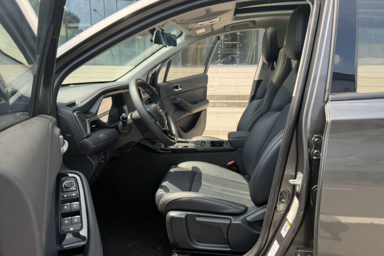 Used GAC Trumpchi GS4 2021 270T Automatic Elite Tech Edition Interior 2