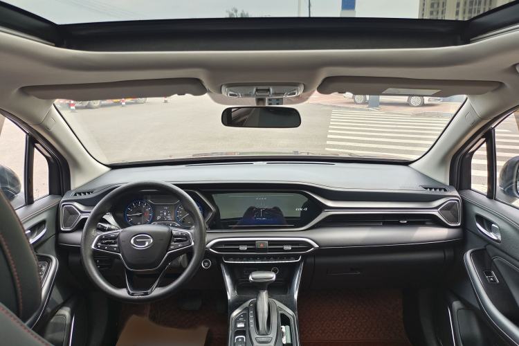Used GAC Trumpchi GS4 2021 270T Automatic Elite Tech Edition Interior 4