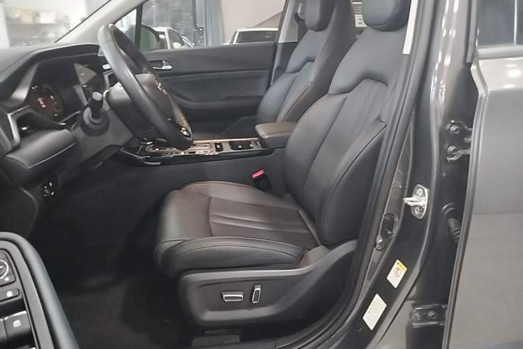 Used GAC Trumpchi GS4 2021 270T Automatic Tech Luxury Edition Left Front Seat