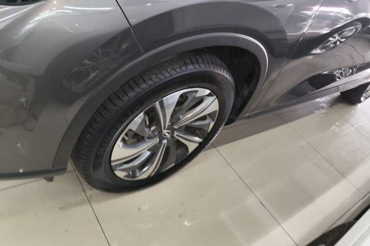 Used GAC Trumpchi GS4 2021 270T Automatic Smart Connectivity Technology Edition Left Front Wheel Hub