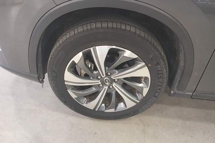 Used GAC Trumpchi GS4 2021 270T Automatic Tech Luxury Edition Left Front Wheel Hub