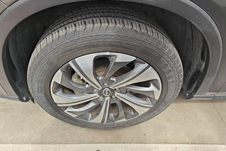 Used GAC Trumpchi GS4 2021 270T Automatic Smart Connectivity Technology Edition Left Front Wheel Hub