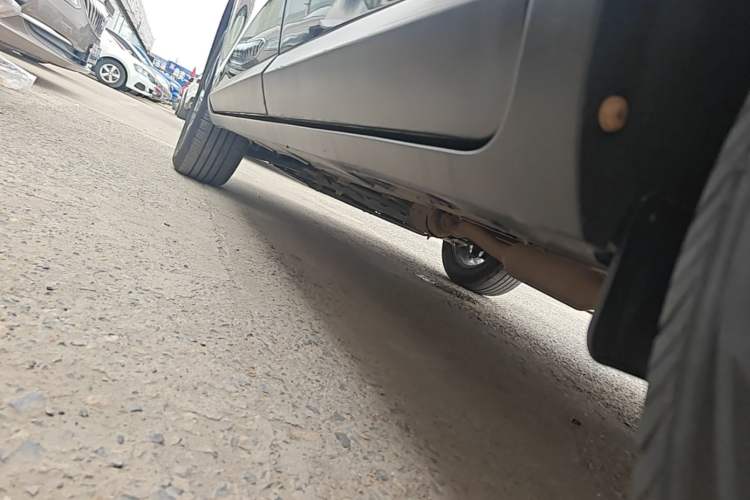 Used GAC Trumpchi GS4 2021 270T Automatic Elite Tech Edition Left Side Sill