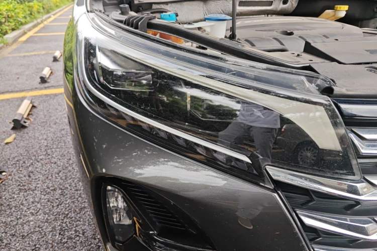 Used GAC Trumpchi GS4 2021 270T Automatic Smart Connectivity Technology Edition Right Front Headlight
