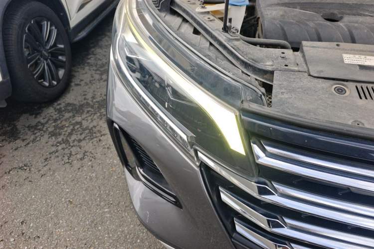 Used GAC Trumpchi GS4 2021 270T Automatic Smart Connectivity Technology Edition Right Front Headlight
