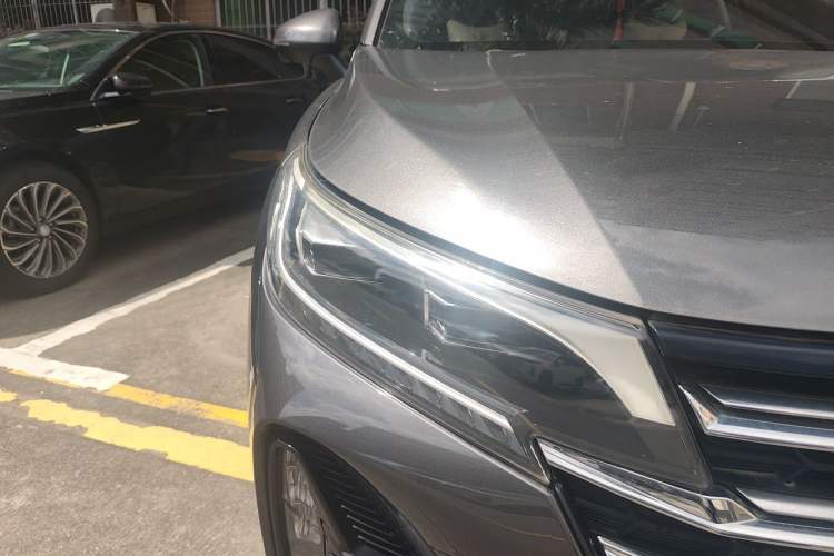 Used GAC Trumpchi GS4 2021 270T Automatic Smart Connectivity Technology Edition Right Front Headlight
