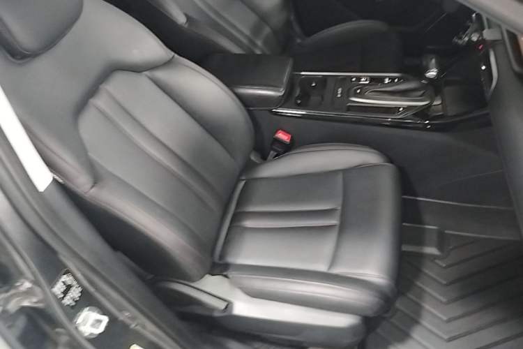 Used GAC Trumpchi GS4 2021 270T Automatic Smart Connectivity Technology Edition Right Front Seat