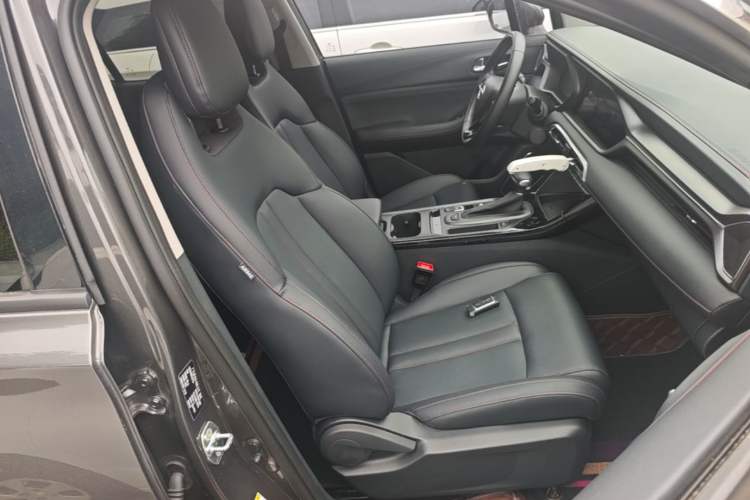 Used GAC Trumpchi GS4 2021 270T Automatic Smart Connectivity Technology Edition Right Front Seat
