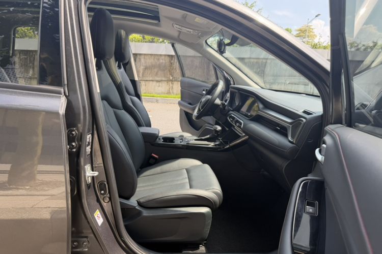 Used GAC Trumpchi GS4 2021 270T Automatic Elite Tech Edition Right Front Seat