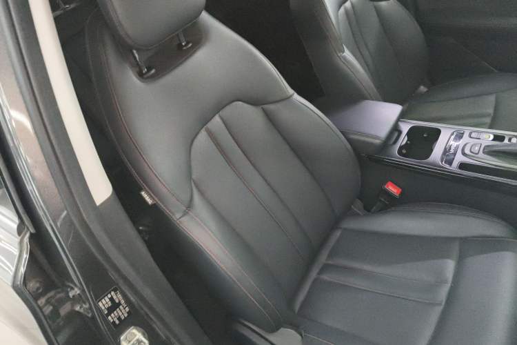 Used GAC Trumpchi GS4 2021 270T Automatic Smart Connectivity Technology Edition Right Front Seat
