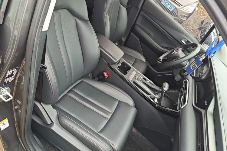 Used GAC Trumpchi GS4 2021 270T DCT Elite Edition Right Front Seat