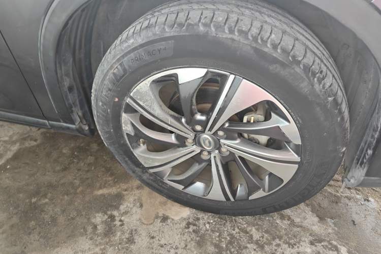 Used GAC Trumpchi GS4 2021 270T Automatic Smart Connectivity Technology Edition Right Front Wheel Hub