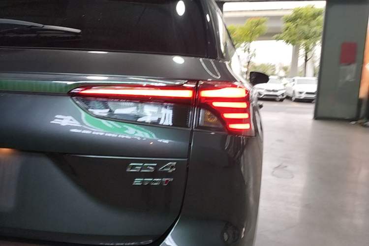 Used GAC Trumpchi GS4 2021 270T Automatic Smart Connectivity Technology Edition Right Rear Taillight