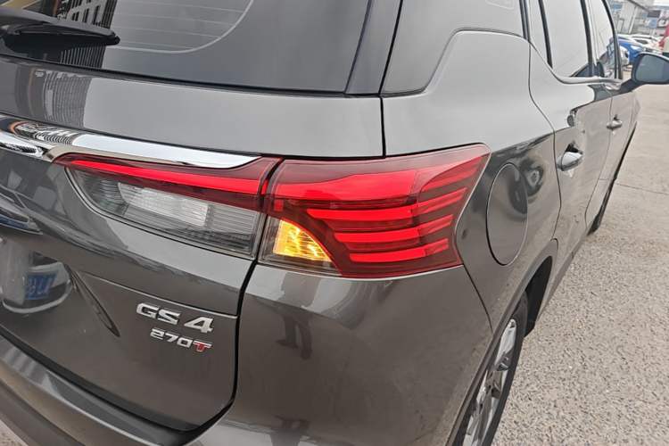 Used GAC Trumpchi GS4 2021 270T Automatic Elite Tech Edition Right Rear Taillight
