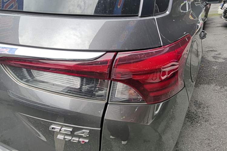 Used GAC Trumpchi GS4 2021 270T Automatic Smart Connectivity Technology Edition Right Rear Taillight