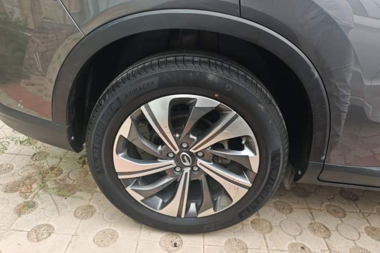 Used GAC Trumpchi GS4 2021 270T Automatic Smart Connectivity Technology Edition Right Rear Wheel Hub