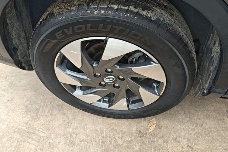 Used GAC Trumpchi GS4 2021 270T DCT Elite Edition Right Rear Wheel Hub