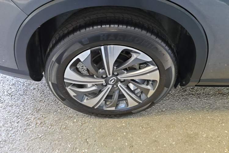 Used GAC Trumpchi GS4 2021 270T Automatic Luxury Edition Right Rear Wheel Hub